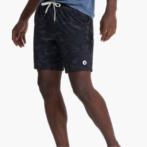 Vuori Kore Shorts 7.5”